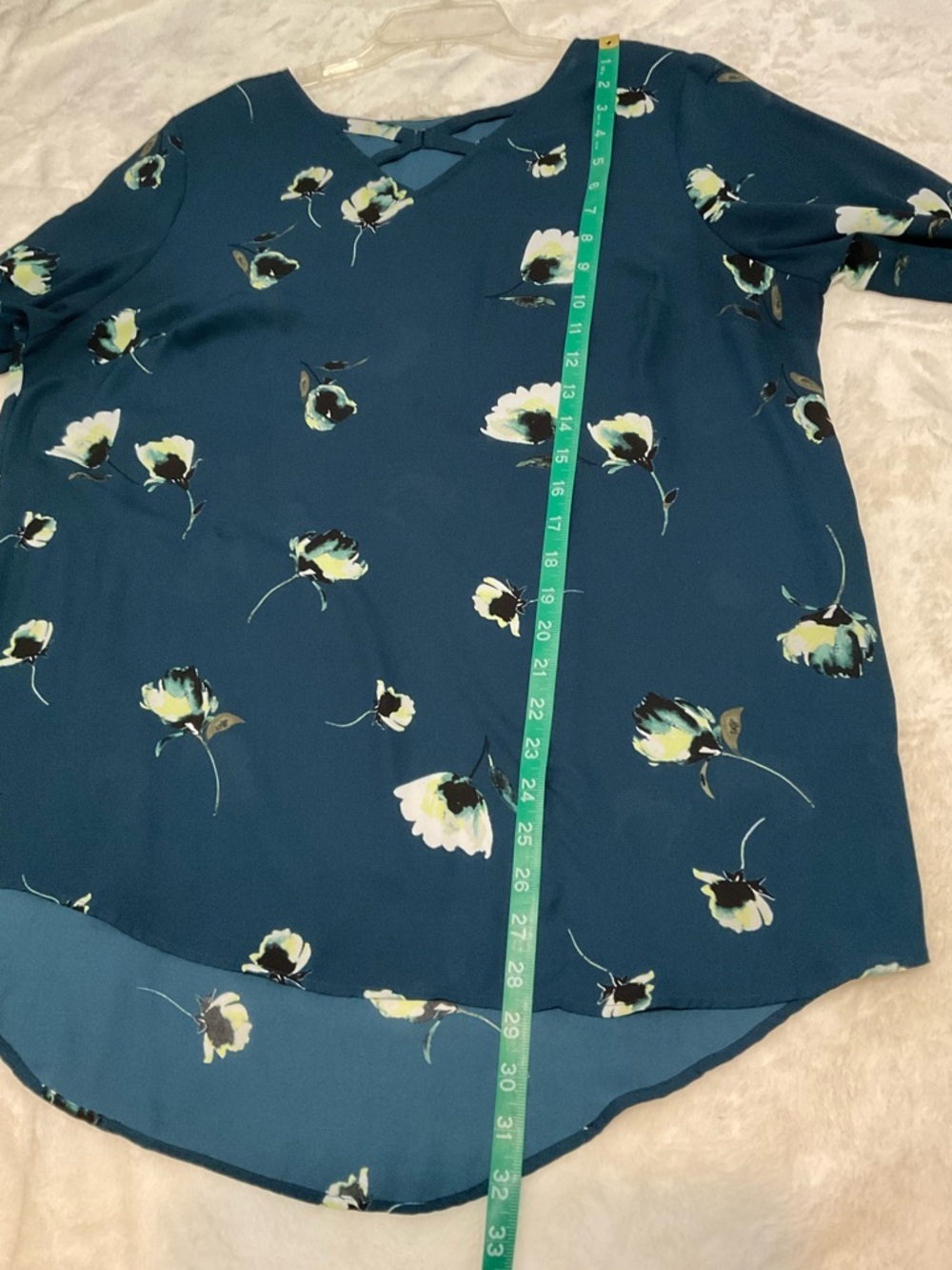 Maurices Teal Floral Crisscross V-Neck Neck Blouse Size 1X - Picture 9 of 9